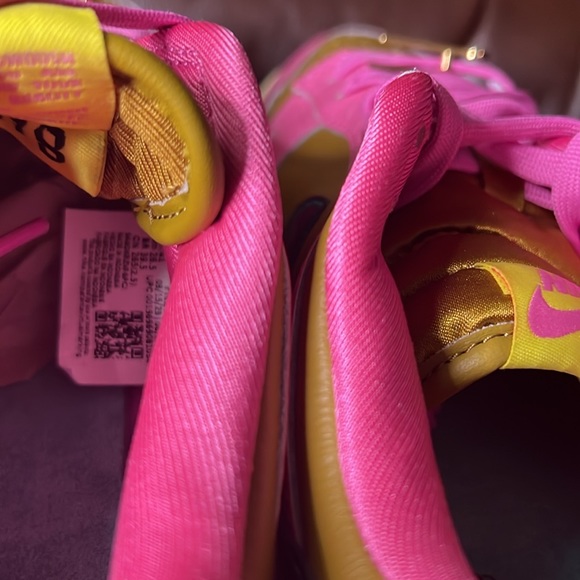 Nike Dunk Low x Parris Goebel. - Picture 4 of 6